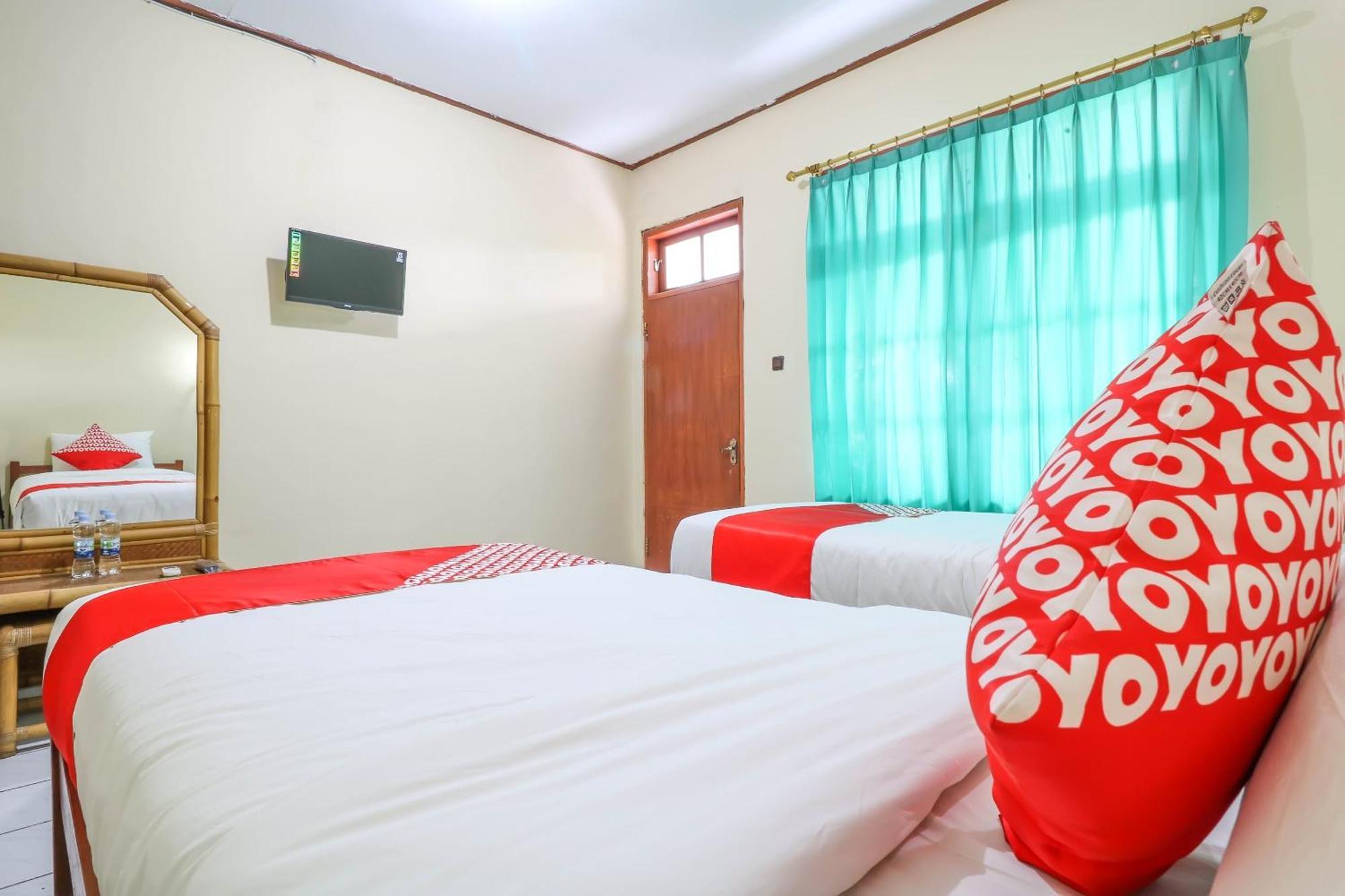 OYO 1654 Maha Bharata Kuta Inn Legian  Bagian luar foto
